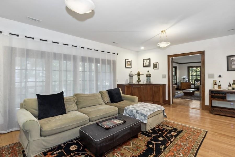 354 Lexington Ave
