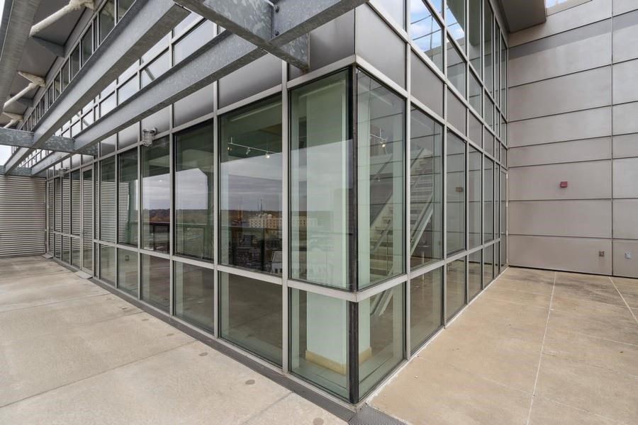 221 E College St Unit: 1206