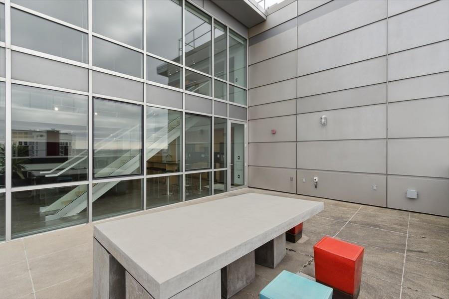 221 E College St Unit: 1206