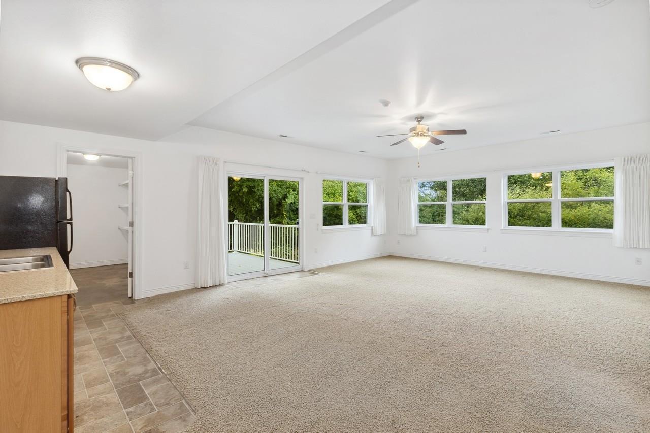 733 Galway Dr