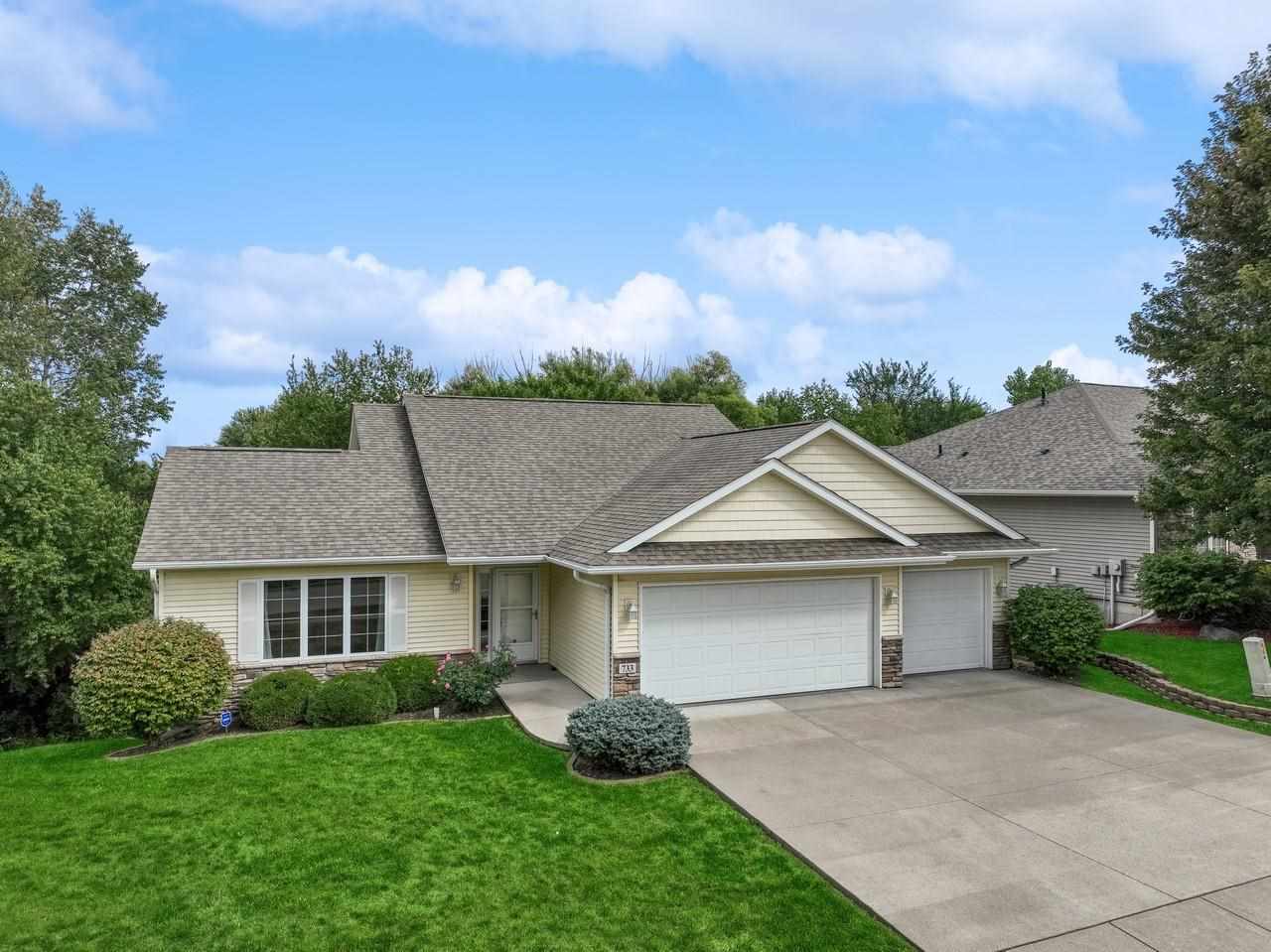 733 Galway Dr