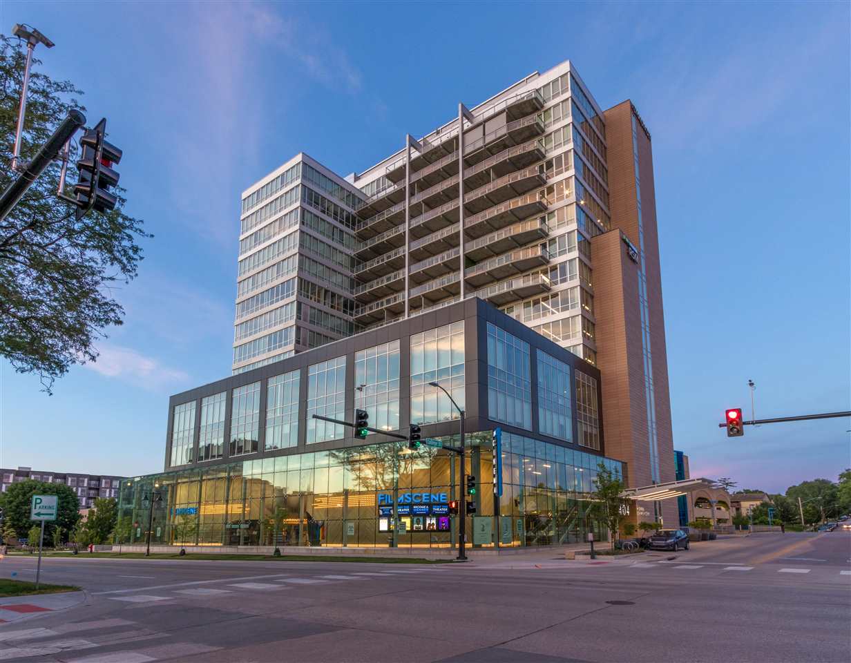 404 E College St Unit: 1303