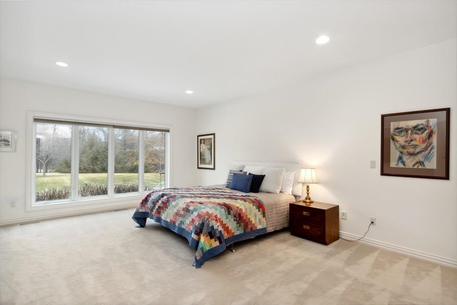 3808 Stoney Pointe Ln NE