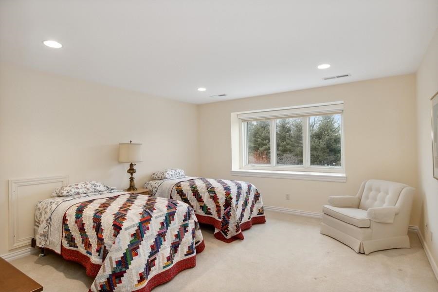 3808 Stoney Pointe Ln NE