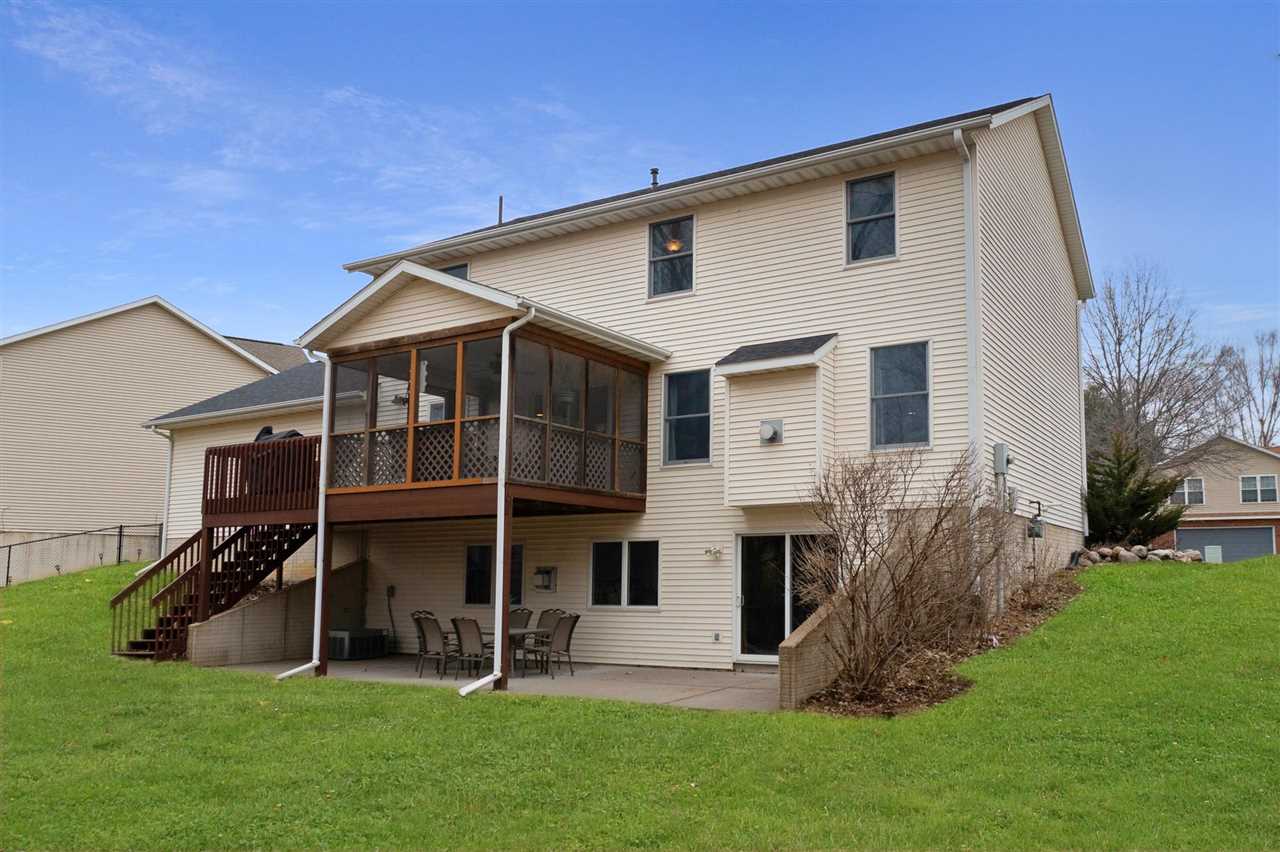 2424 North Ridge Dr.