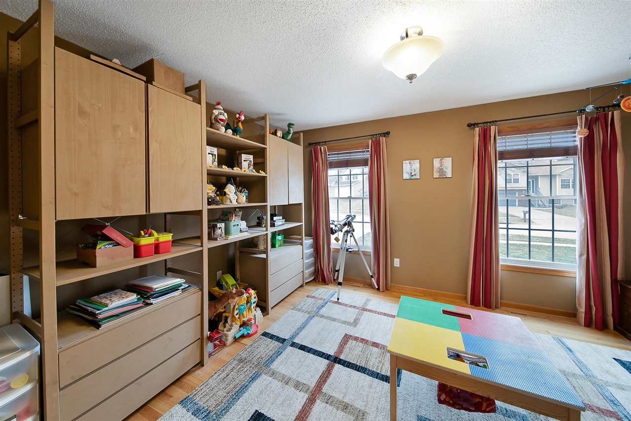 2424 North Ridge Dr.