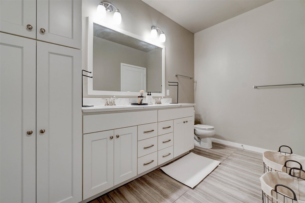 260 N SCOTT BLVD #211