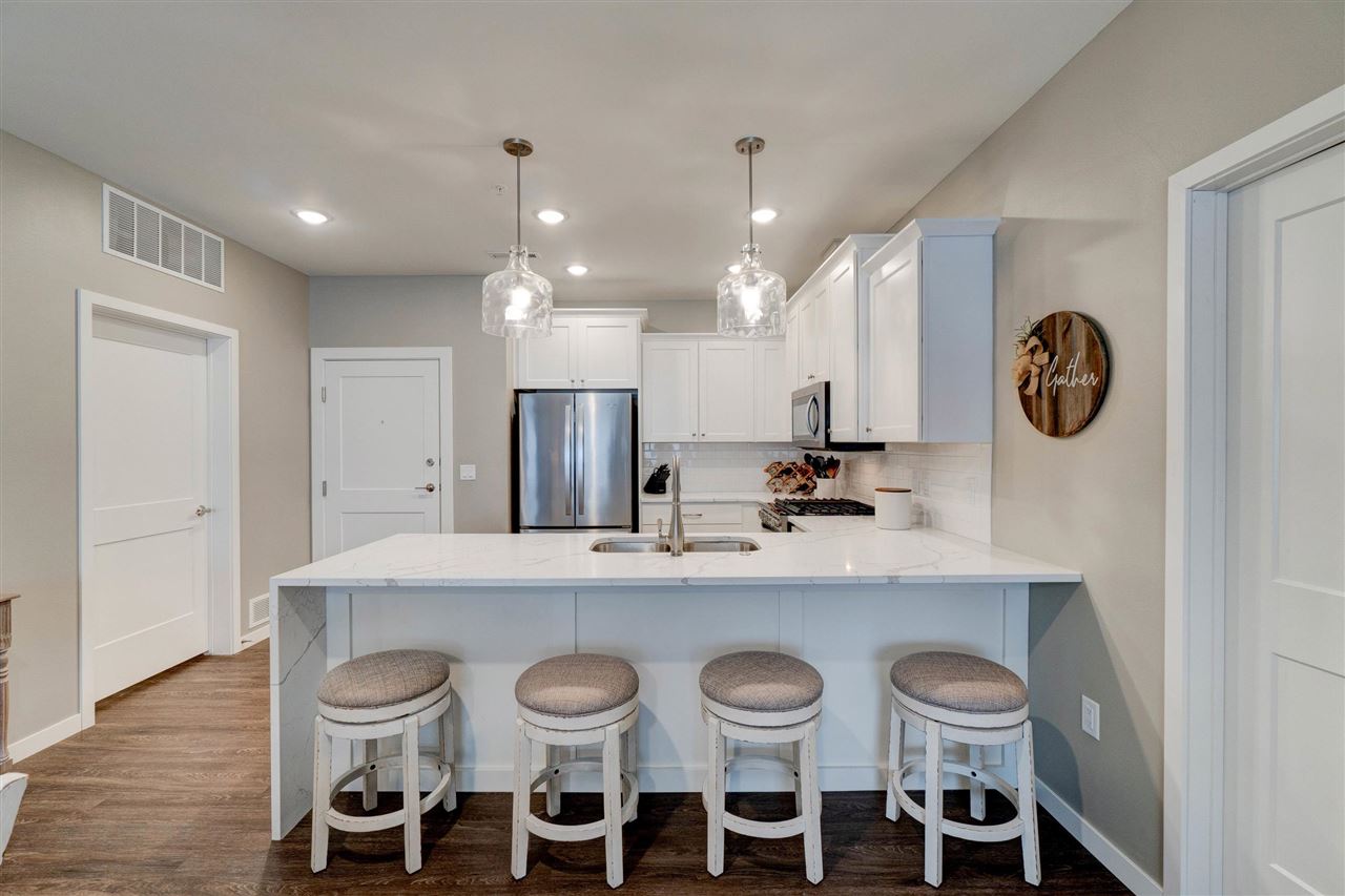 260 N SCOTT BLVD #211