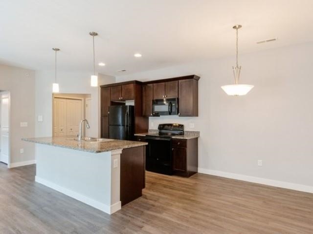 2183 Willenbrock Cir