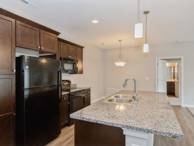 2183 Willenbrock Cir