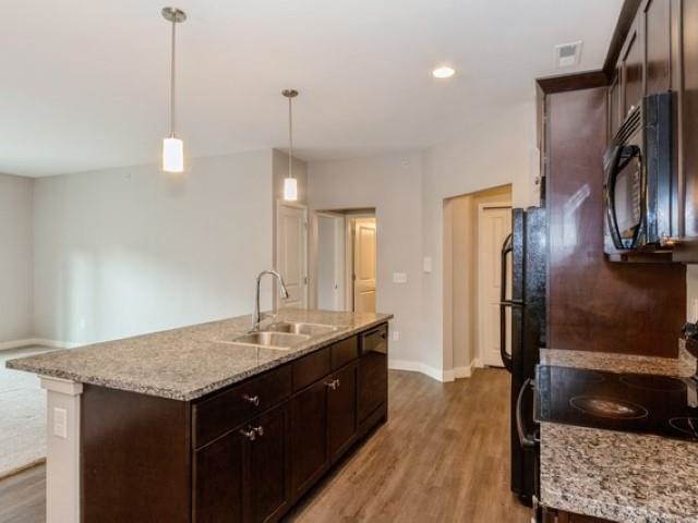 2183 Willenbrock Cir