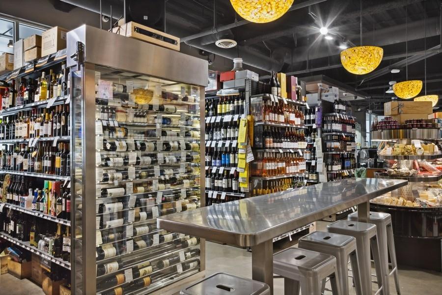 221 E College St #1201