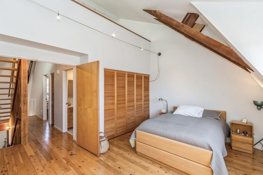 3201 Muscatine Ave Unit: 4