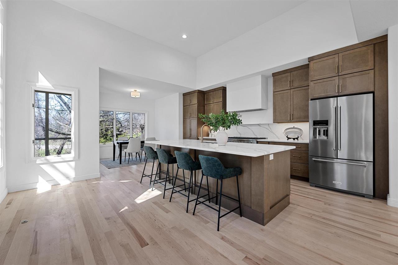 3691 Forest Gate Dr NE