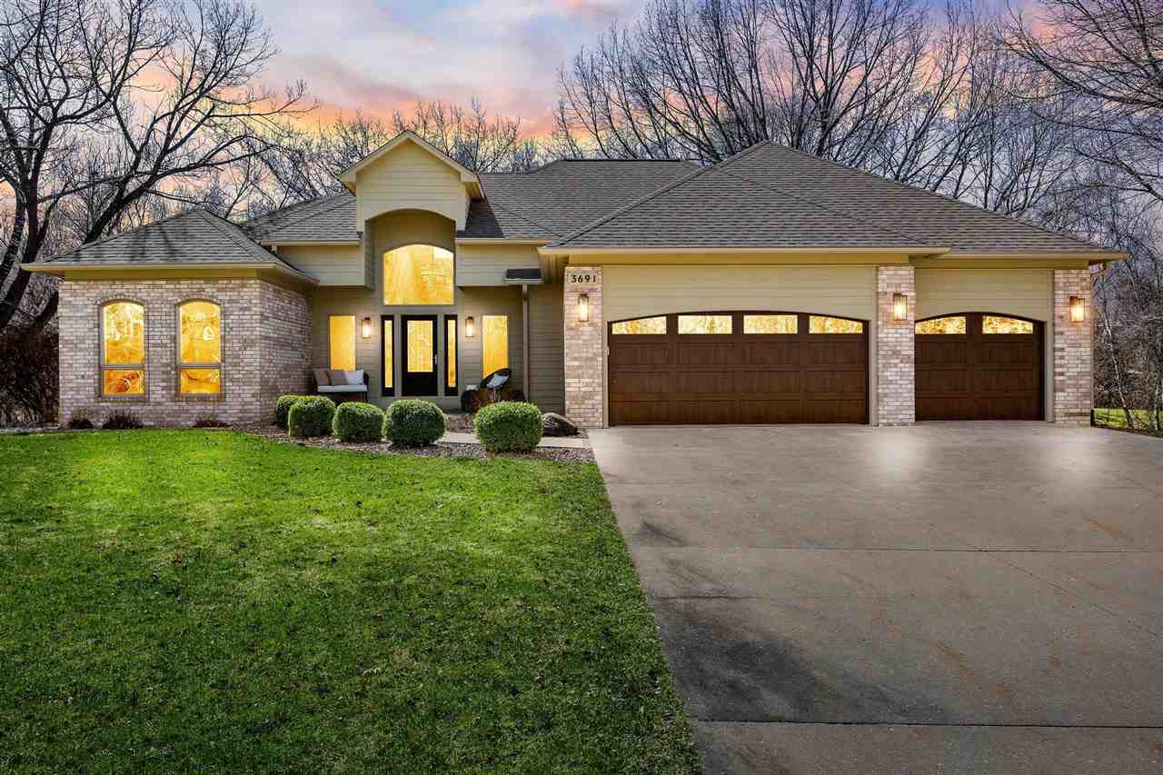 3691 Forest Gate Dr NE