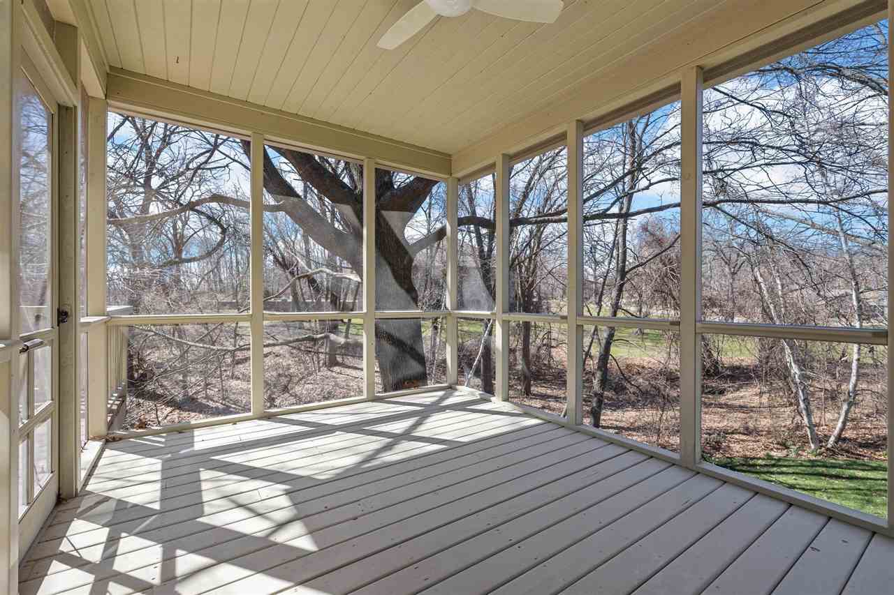 3691 Forest Gate Dr NE