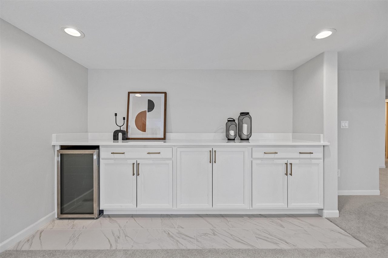 3691 Forest Gate Dr NE