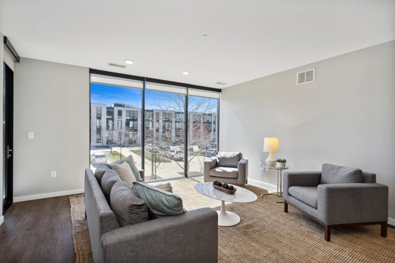 1 University Way Unit: No. 209