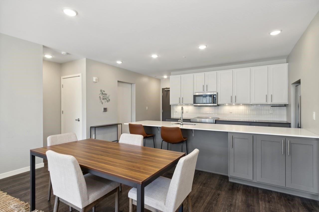 1 University Way Unit: No. 209