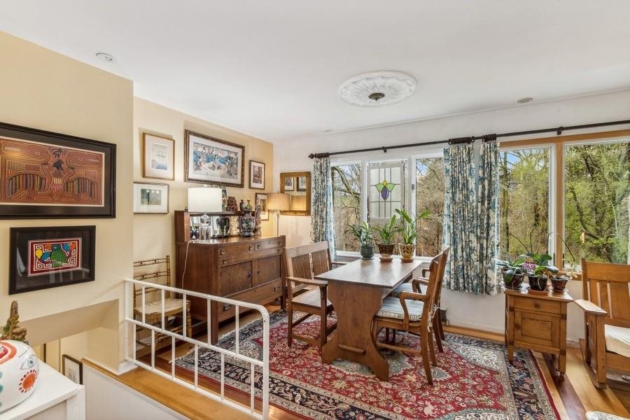 11 Fairview Knoll NE