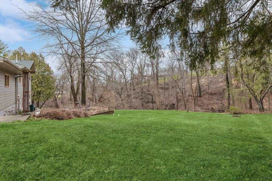 11 Fairview Knoll NE