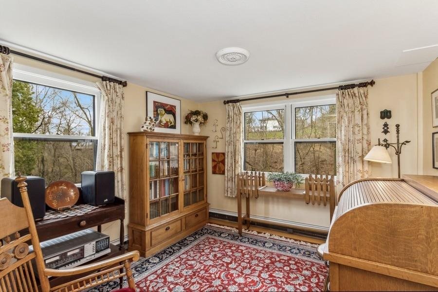 11 Fairview Knoll NE