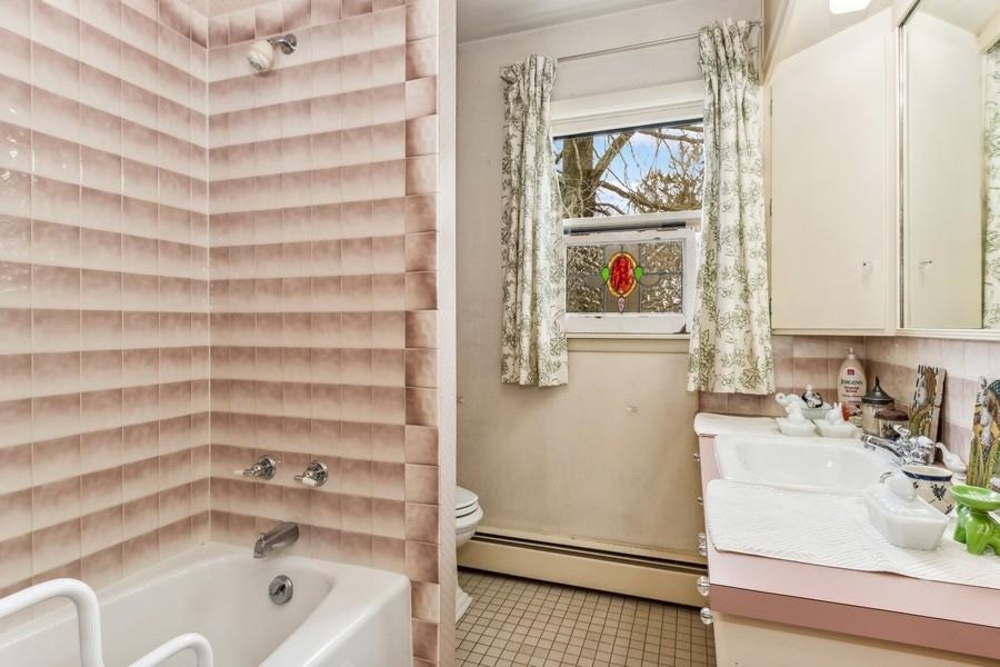 11 Fairview Knoll NE