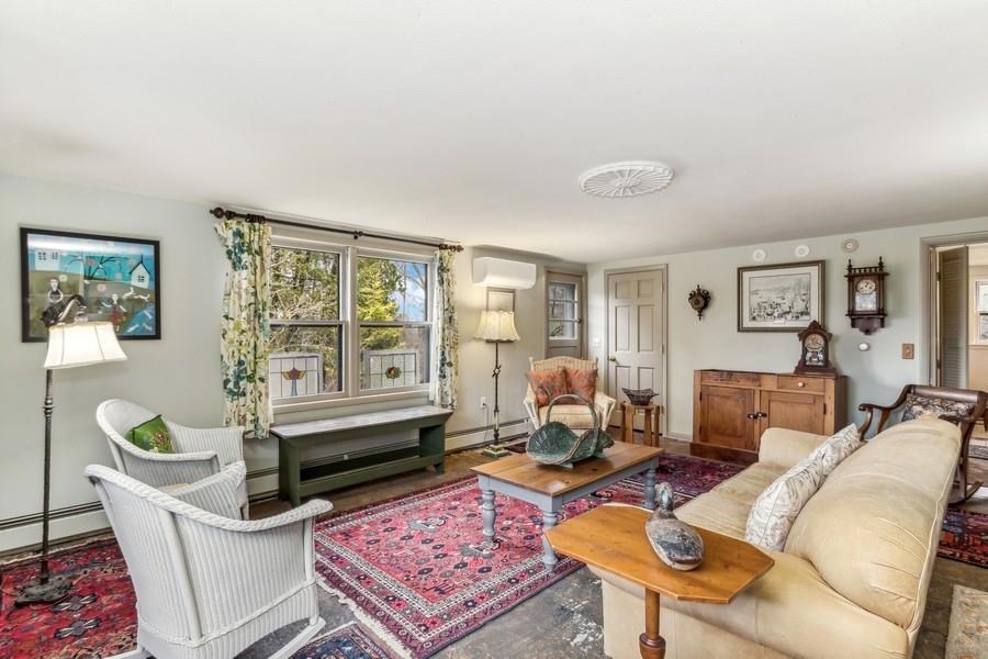 11 Fairview Knoll NE