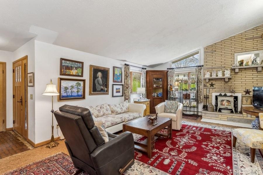 11 Fairview Knoll NE