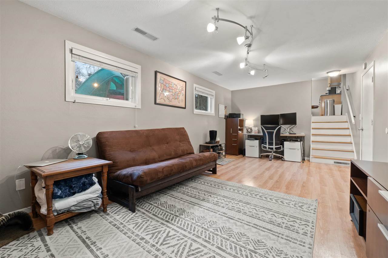 1314 Grissel Pl