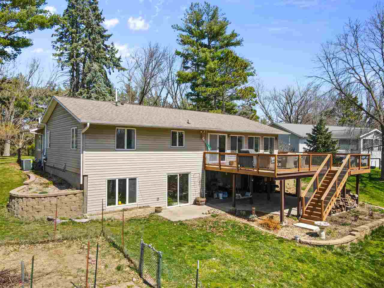 2131 Lakeview Ridge Dr NE