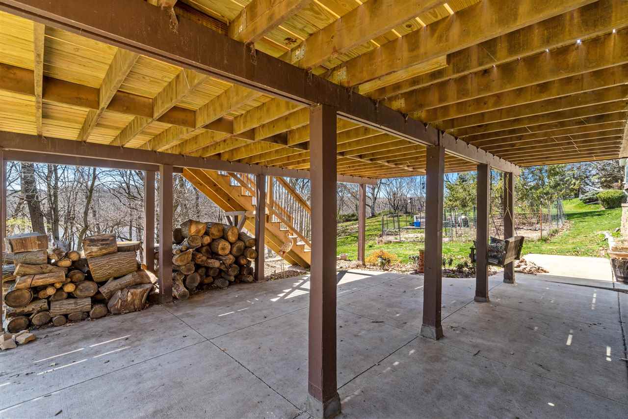 2131 Lakeview Ridge Dr NE