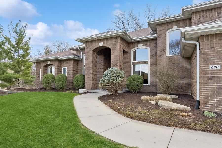 680 Highland Park Ave