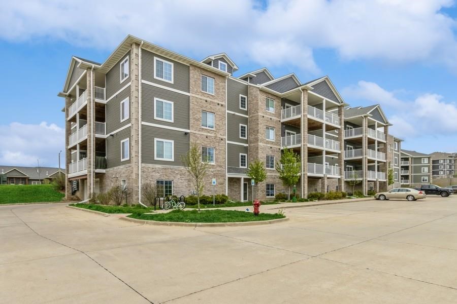 2863 Spring Rose Cir #101