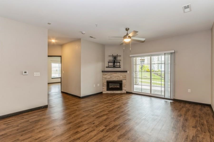 2863 Spring Rose Cir #101