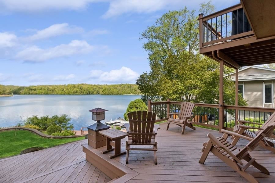 3756 Cottage Reserve Rd NE