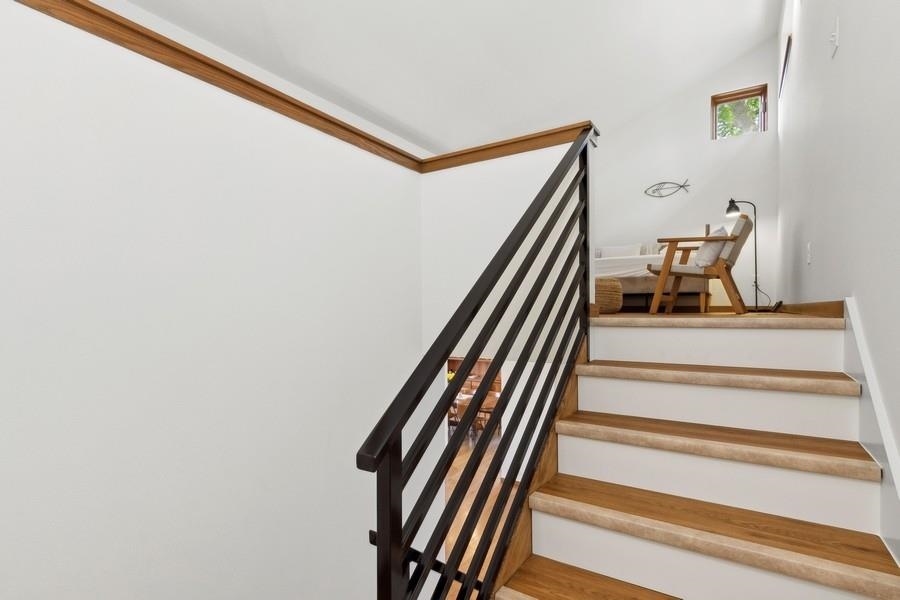 3756 Cottage Reserve Rd NE