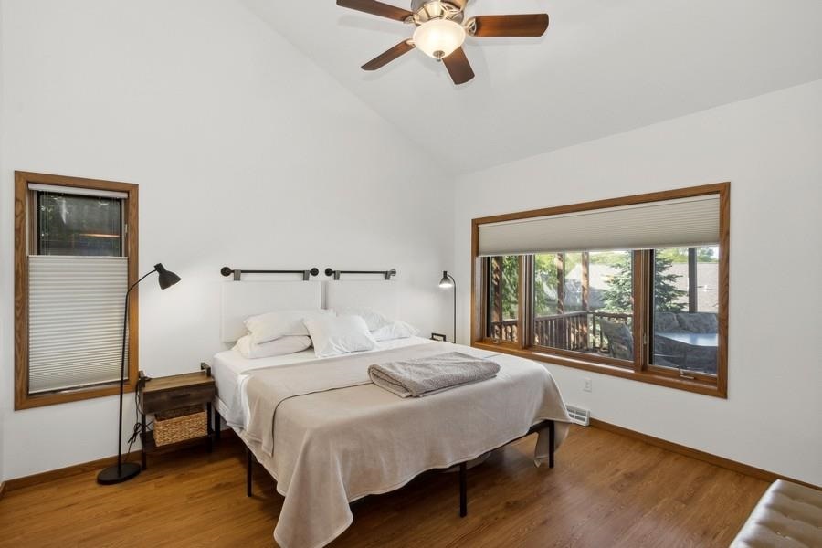 3756 Cottage Reserve Rd NE