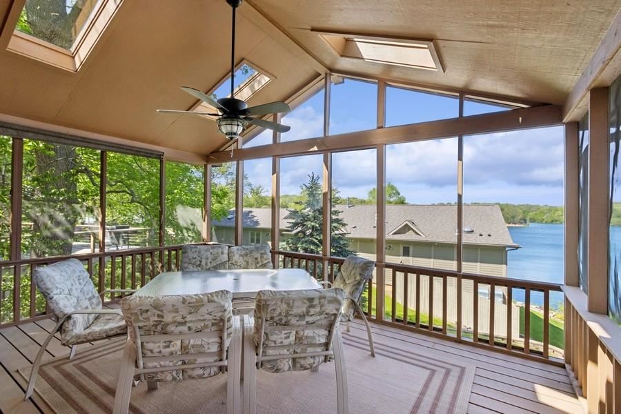 3756 Cottage Reserve Rd NE