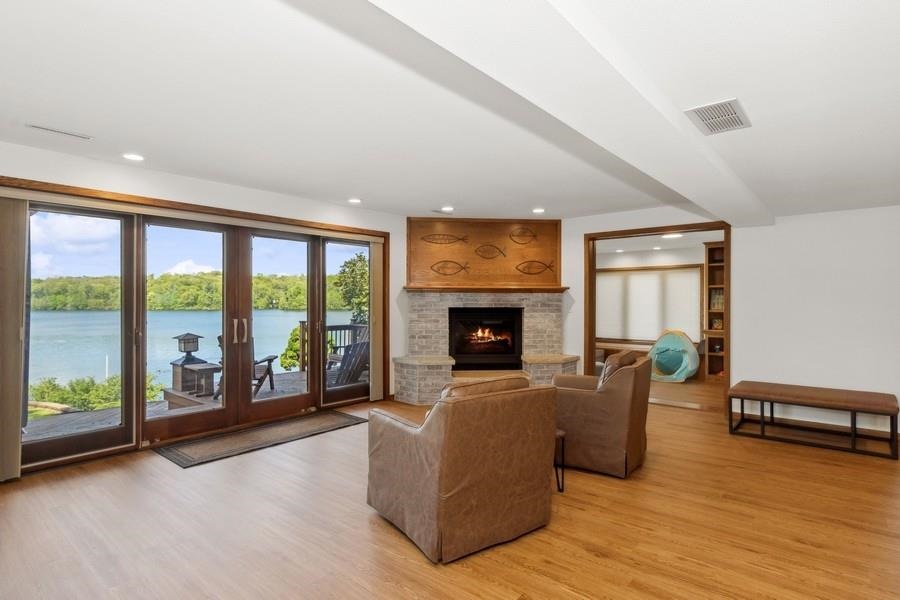 3756 Cottage Reserve Rd NE