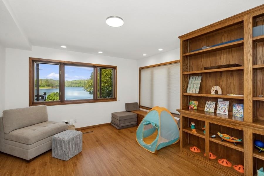 3756 Cottage Reserve Rd NE