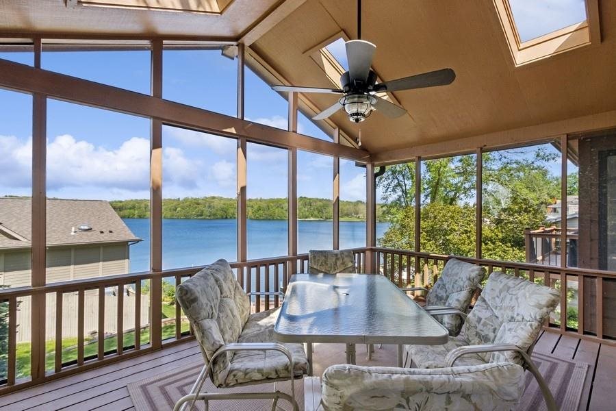 3756 Cottage Reserve Rd NE