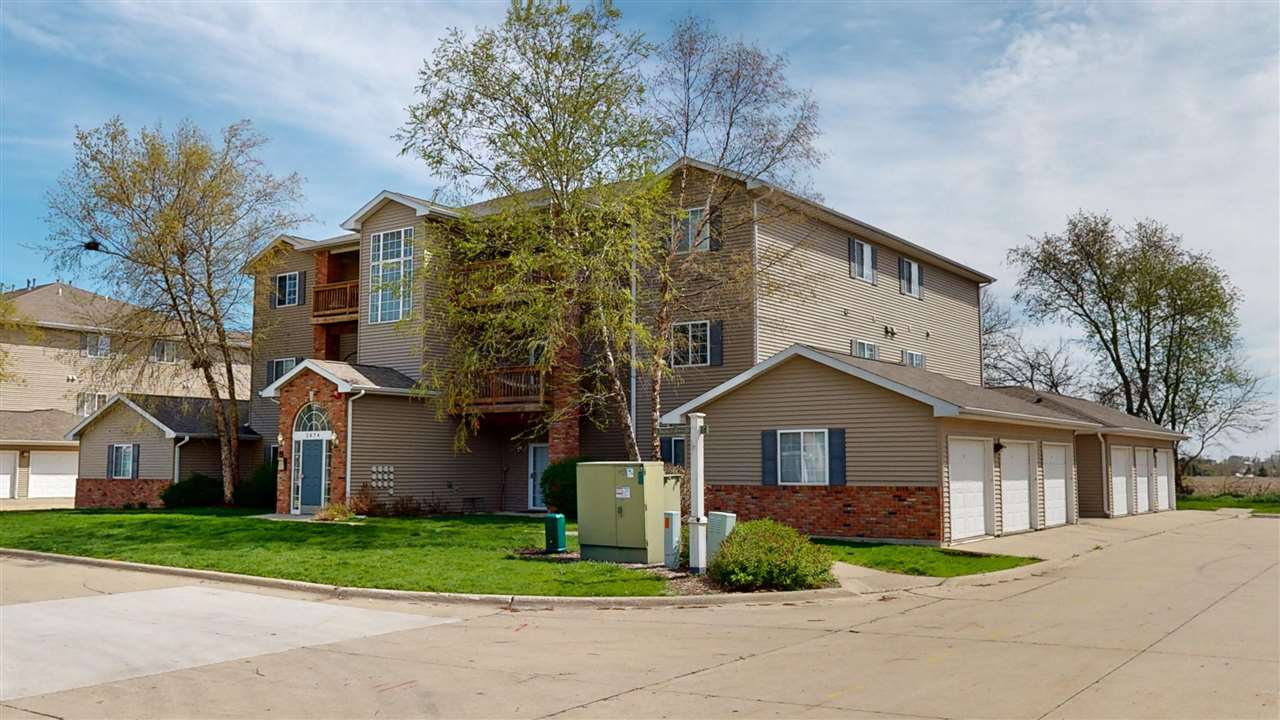 2874 Triple Crown Ln Unit: 9
