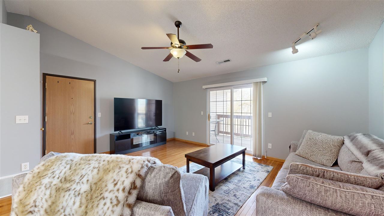 2874 Triple Crown Ln Unit: 9