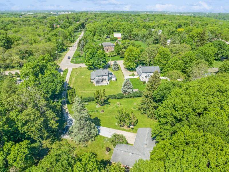 2110 Prairie Du Chien Rd NE