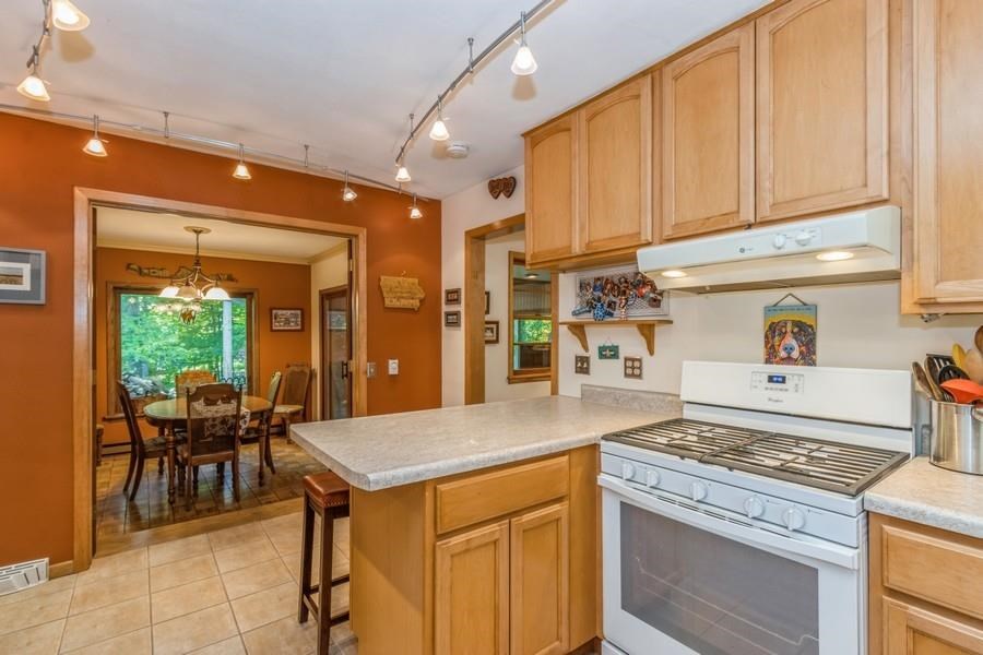 2110 Prairie Du Chien Rd NE