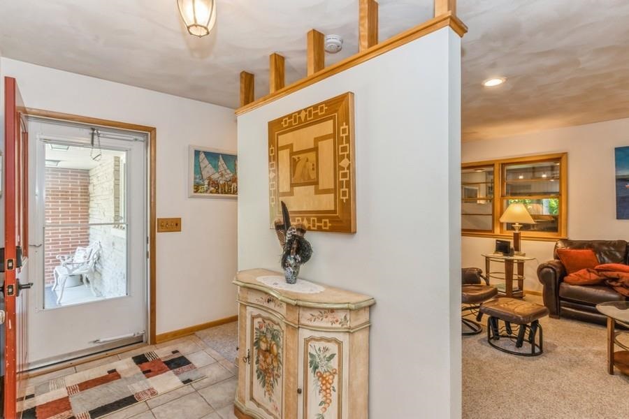 2110 Prairie Du Chien Rd NE