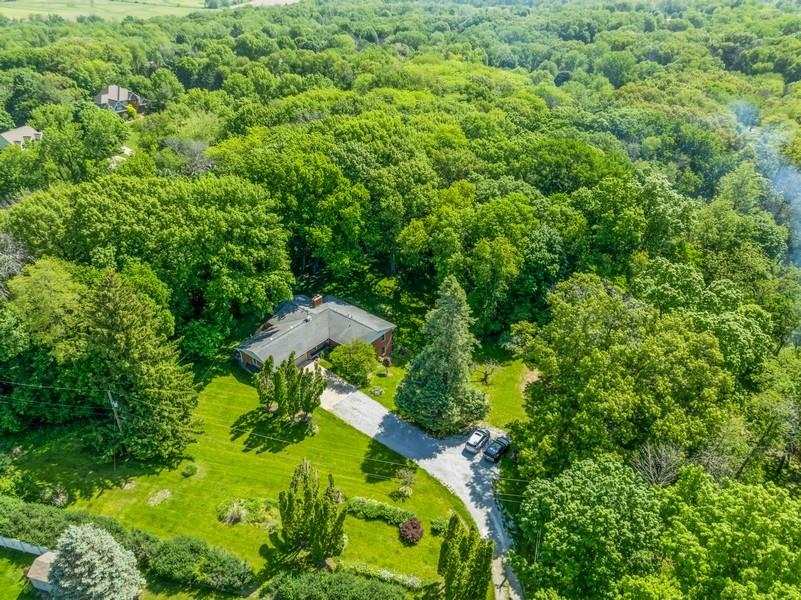 2110 Prairie Du Chien Rd NE