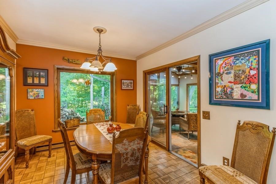 2110 Prairie Du Chien Rd NE