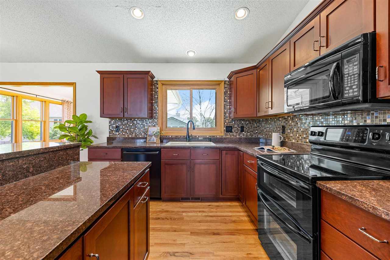 815 Saint Andrews Dr